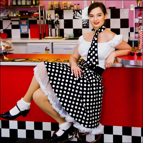 Emily black white polka dot full circle skirt XS-2XL. Emily black white polka dot full circle skirt XS-2XL.