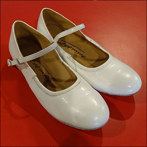 Ladies white rock and roll swing dance shoes 10mm heel Ladies white rock and roll swing dance shoes 10mm heel